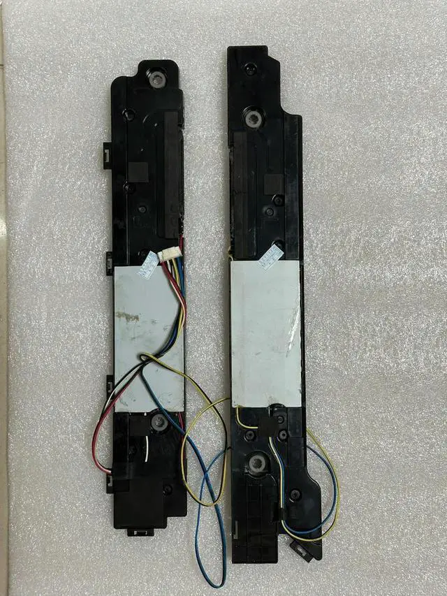 Alt view image 2 of 3 - UA65F8000AJ Horn Speakers BN96-25555E Pair