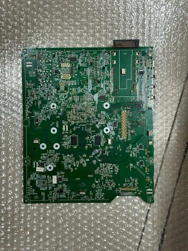 Alt view image 2 of 3 - 42/47LE5500-CA motherboard EAX61742608