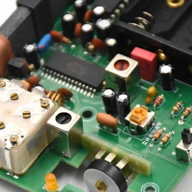 Alt view image 2 of 3 - 2p3 Radio Kit School FM AM FM Experimental Radio DIY Radio Enthusiast