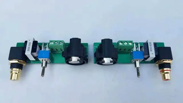 Alt view image 2 of 3 - Unbalanced RCA single-ended to balanced XLR signal, passive conversion board