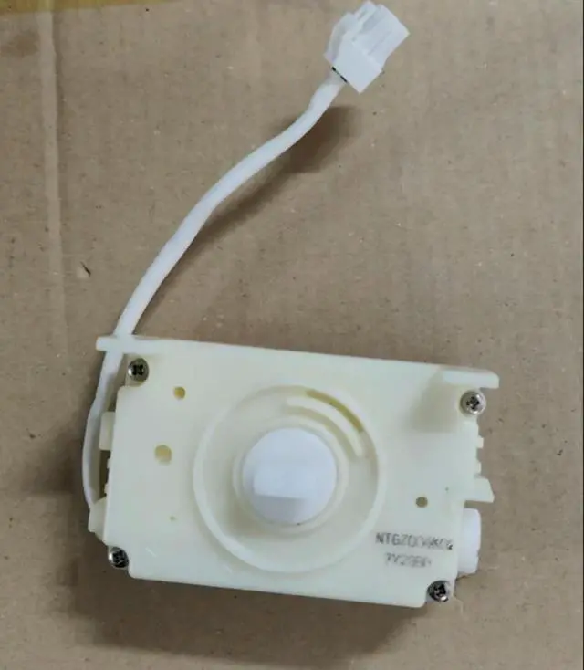 Alt view image 2 of 2 - For Haier Refrigerator NTGZ004k02 Ice maker motor motor