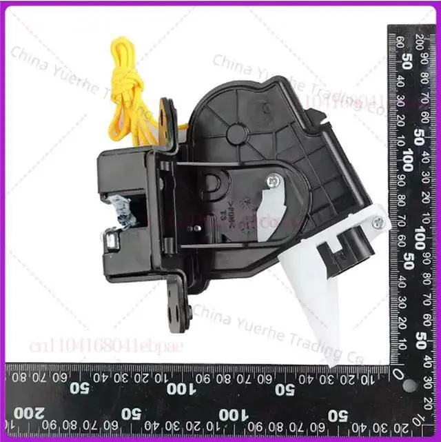 Alt view image 2 of 3 - 69350-60141 for Toyota Land Cruiser Lexus Door Lock Central Lock Actuator Latch Assembly