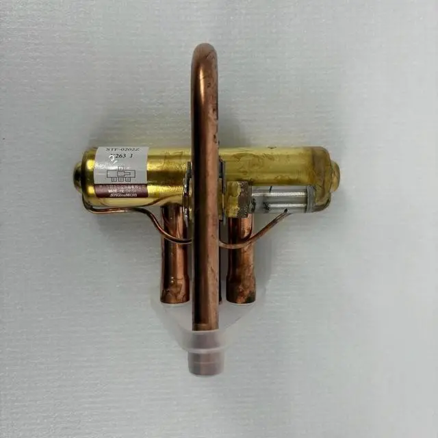 Main image of four-way valve body for Daikin air conditioner 3MXS80EV2C four-way valve body air conditioner accessories