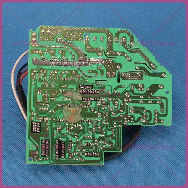 Alt view image 2 of 3 - for Gree Air Conditioner 30055842 300558422 Mainboard