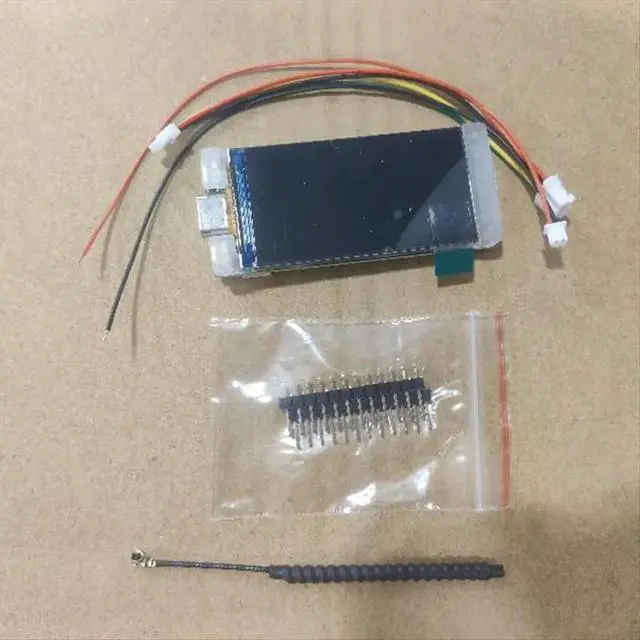Alt view image 3 of 3 - 1.9Inch TFT Color Screen -R8 Module SX1262 Chip LoRaWAN Protocol Bluetooth 433mhz