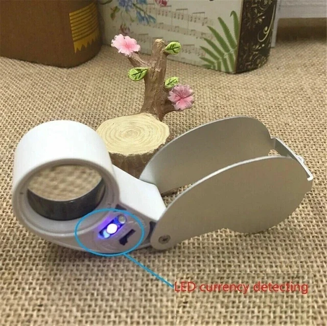 Alt view image 4 of 7 - 40X Illuminated Jewelers Eye Loupe Foldable Magnifier Bright LED Light Gold