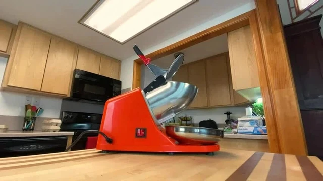 Alt view image 2 of 7 - 300W Electric Ice Crusher Machine Shaver Shaved Icee Snow Cone Maker 143 lbs New