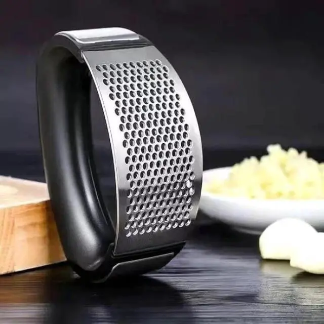 Main image of Garlic Press Crusher Squeezer Manual Tool Stainless Steel Masher Kitchen Tool