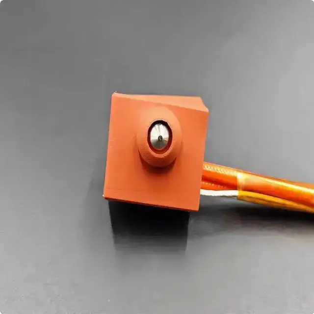 Alt view image 4 of 5 - Gadget WISDUM Creality 3D SermoonD3 Nozzle Kit/Heating Block Kit
