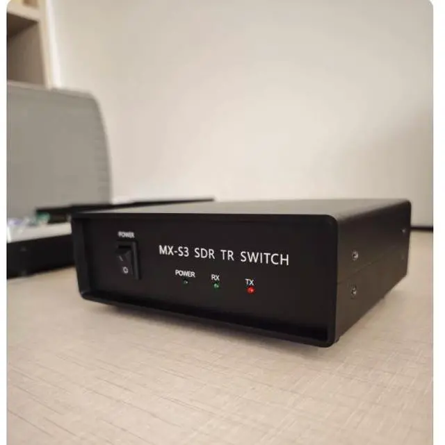 Main image of MX-S3 SDR radio transceiver switcher adds spectrum for FT-891 IC710