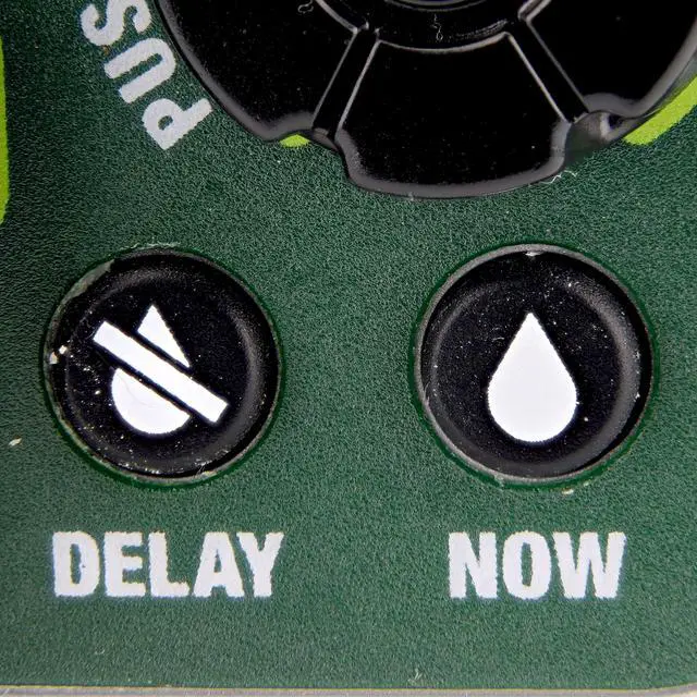Alt view image 6 of 7 - Digital Hose-End Automatic Water Timer, Connects to Garden Faucets and Hose Bibbs, with Back-Lit LCD Screen for Drip Irrigation, Garden, Self-Watering, Grey