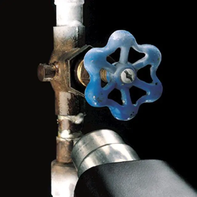 Alt view image 6 of 7 - Spraytech HT1000 Dual-Temperature Heat Gun, low 750°F, high 1000°F | Dual 750°F and 1000°F settings support paint, caulk and adhesive removal, shrink wrap and plastic bending.