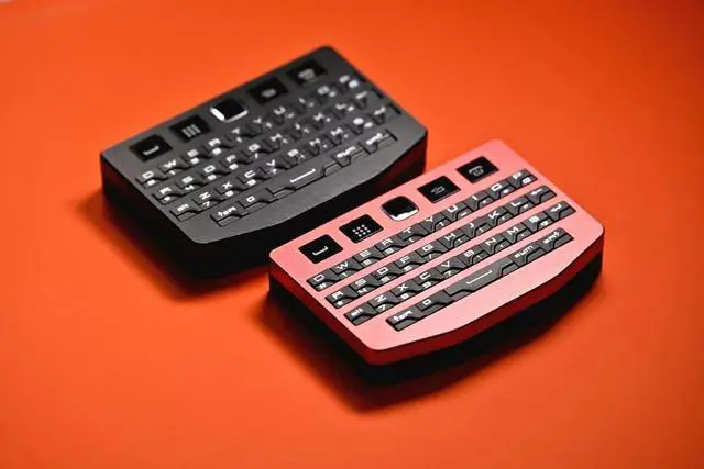 Alt view image 4 of 6 - Ultra-Compact Mini Bluetooth Keyboard with Trackpad, CNC Aluminum Handheld Keyboard with L/R Shoulder Buttons, 10-Level DPI, NKRO, Web-Based Key Remapping, Supports 4 Devices Switching