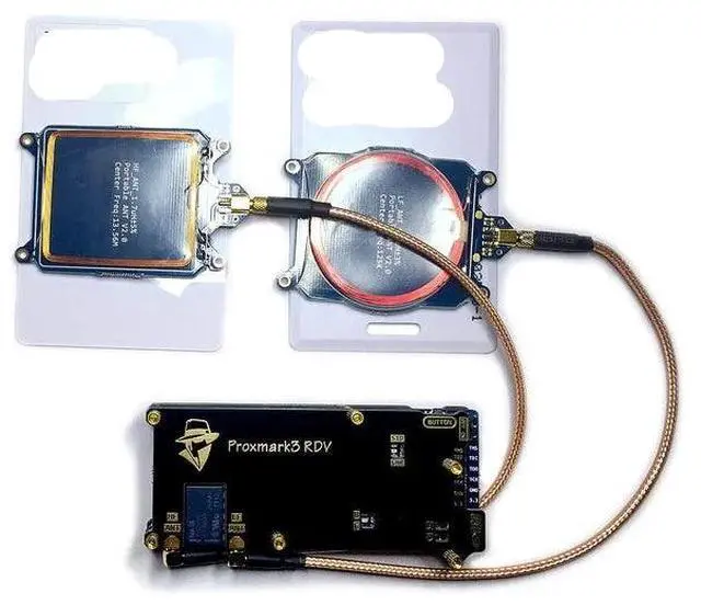 Main image of Proxmark 3 RDV2