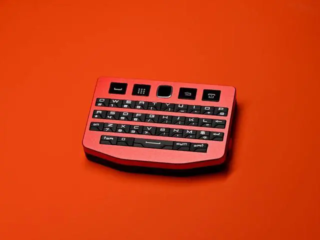 Alt view image 2 of 7 - The Ultimate Handheld Keyboard