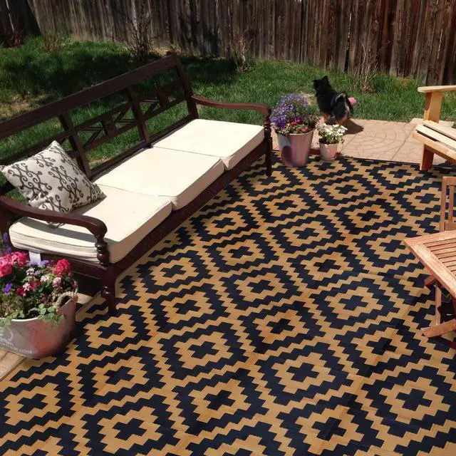 Main image of SAND MINE Reversible Mats, Plastic Straw Rug, Modern Area Rug, Large Floor Mat and Rug for Outdoors, RV, Patio, Backyard, Deck, Picnic, Beach, Trailer, Camping, Black & Brown, 9' x 18'