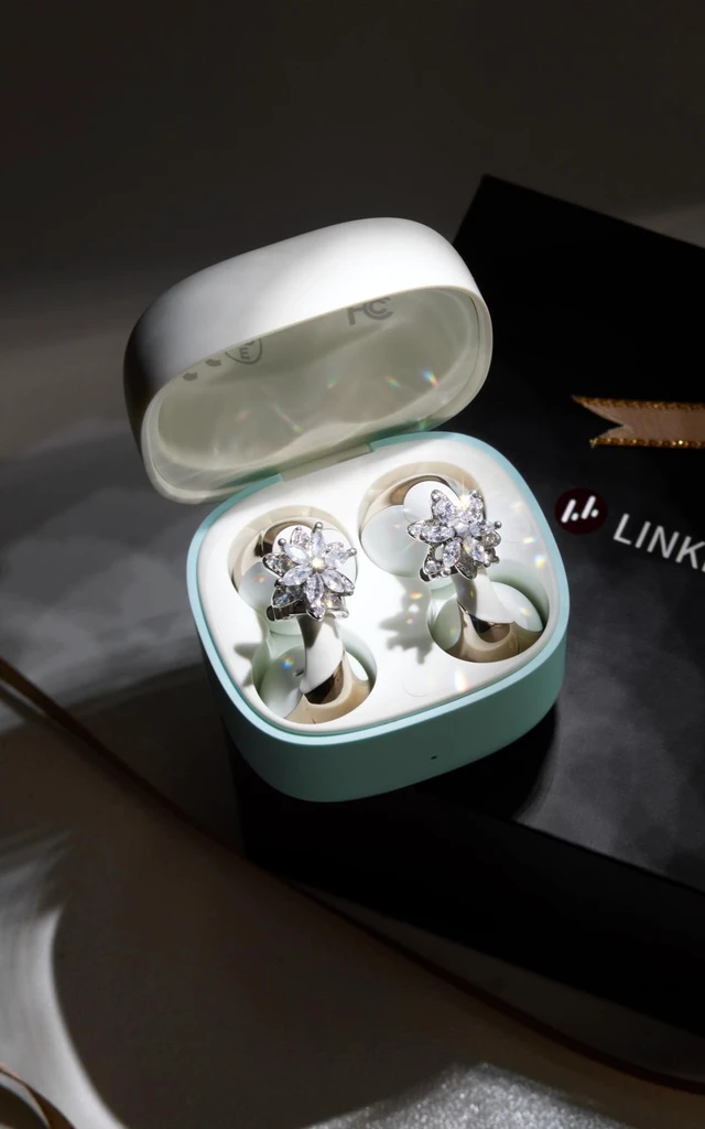 Main image of Linklike C-Flow Couture Edition: Snowflake Clip-on EarbudsCerulean Gold