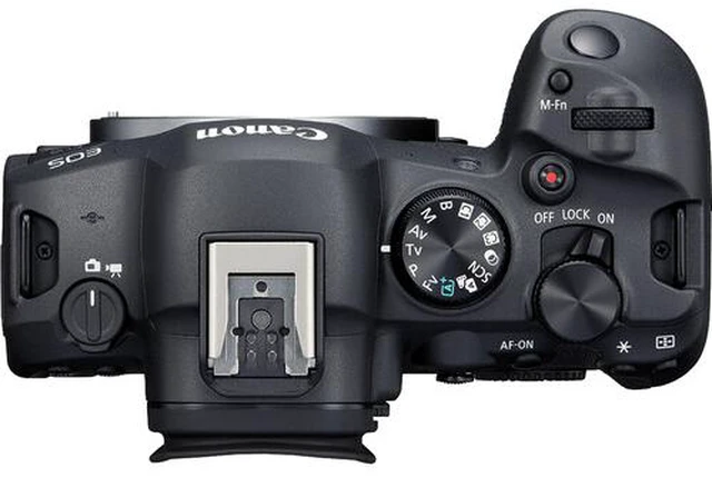 Alt view image 3 of 3 - Canon EOS R6 Mark II with RF 24-105mm f/4L IS USM Lens
