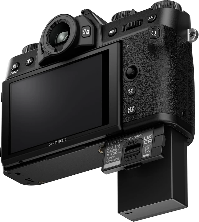 Alt view image 2 of 3 - Fujifilm X-T30 III Kit with 13-33mm f/3.5-6.3 (Black)