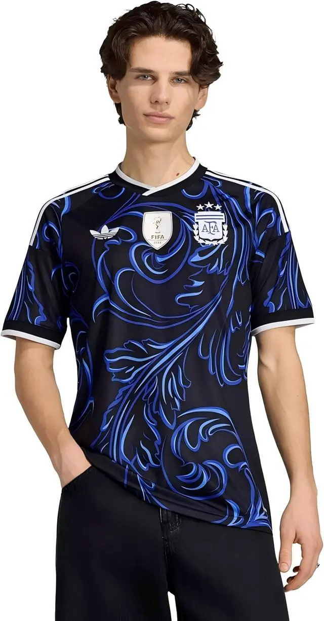 Alt view image 6 of 6 - Men's Argentina 26 Away Replica Jersey L