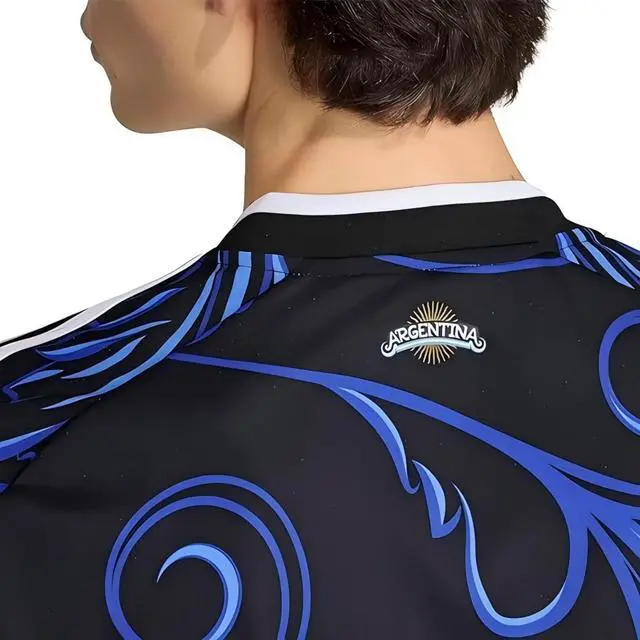 Alt view image 3 of 6 - Men's Argentina 26 Away Replica Jersey L
