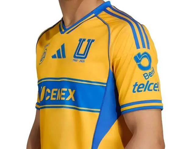 Alt view image 5 of 5 - Tigres UANL Home Men's Stadium Jersey 25/26 2XL
