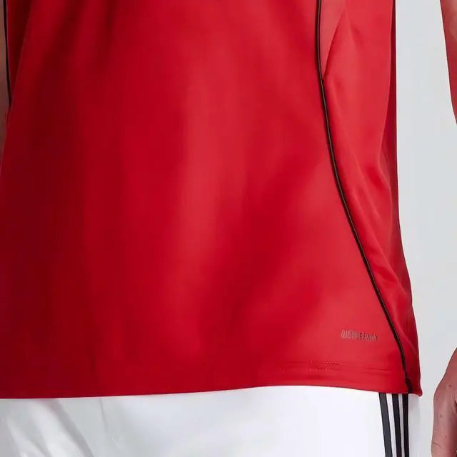 Alt view image 3 of 5 - 2025-26 Manchester United Stadium Home Soccer Jersey