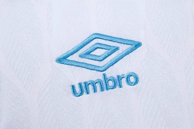 Alt view image 3 of 6 - Umbro 2026 Men's Authentic Guatemala National Soccer Team Jersey 2XL