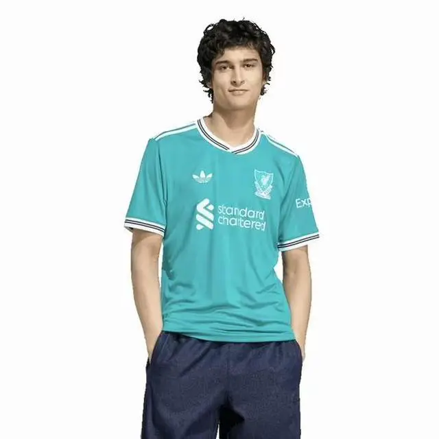 Alt view image 3 of 4 - Men's Liverpool FC 25/26 Third Jersey (Sea Green) M