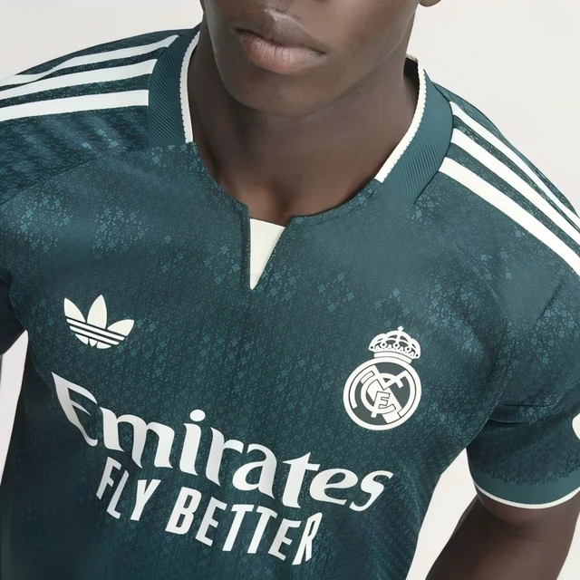 Alt view image 3 of 5 - Real Madrid CF 2026/27 Men's Authentic Away Jersey M