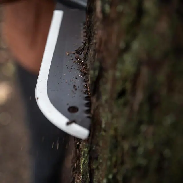 Alt view image 6 of 7 - Gear Gator Machete 25" / 18" with Saw and Plain Edge Blade for Camping, Hunting, Gardening and Bushcraft, Includes a Gator Grip and Protective Sheath, Stainless Steel Blade