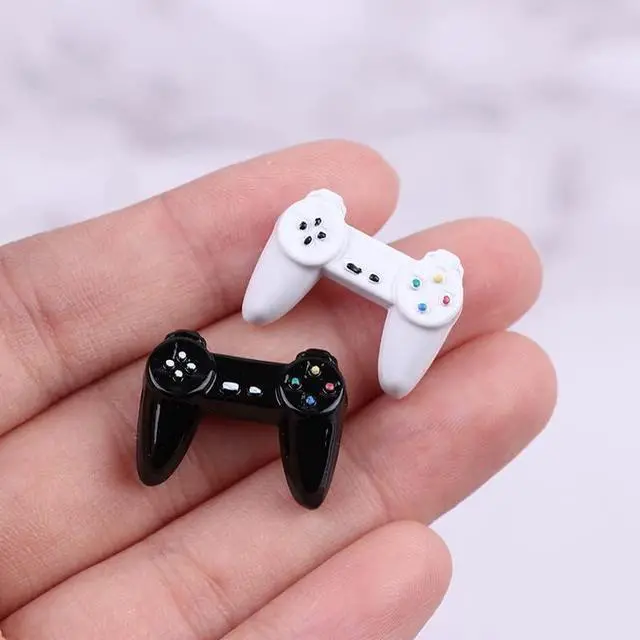 Alt view image 2 of 6 - 2Pcs Dollhouse Miniature Gamepad Model Game Controller, Funny Gamepad Model, 1:12Dollhouse Decor Accessories