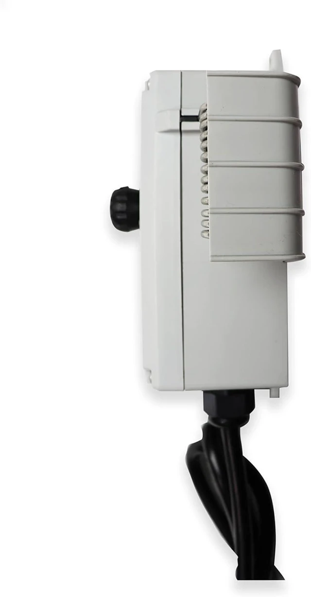 Alt view image 4 of 5 - TH5 Line Voltage Thermostat Assembly with Standard 120 Volt Outlet - AC 3 Prong Cord Plugs