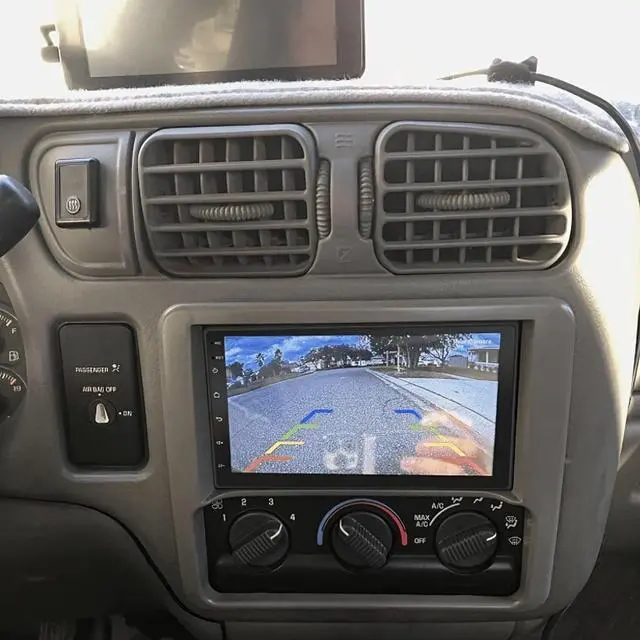 Main image of 9.7" Android 15 Touch Screen Car Radio for Chevy for Blazer 2002-2005 2G+32G Wireless CarPlay Android Auto GPS Navigation AHD Backup Camera Microphone