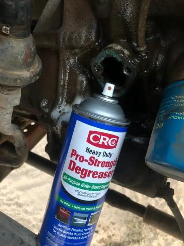 Alt view image 2 of 5 - Heavy Duty Pro-Strength Degreaser Spray - All-Purpose - 20 oz
