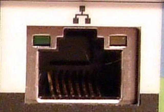 Alt view image 2 of 2 - HP J3192B 100Base T Tranceiver