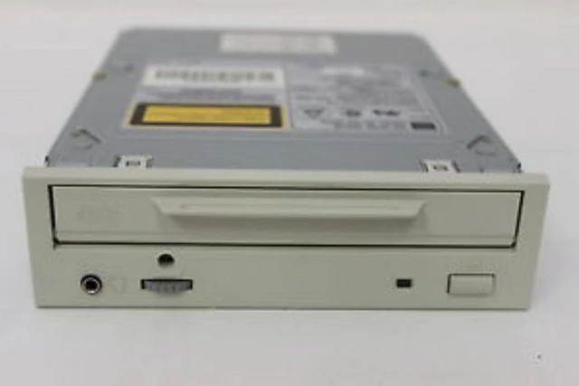 Main image of No Caddy Ibm 60G0879 Cd Rom Drive 50 Pin Scsi 60G0878 Toshiba Xm-3401