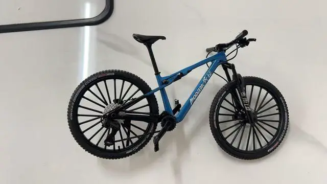 Alt view image 6 of 6 - Generisch Mini Mountain Bike Toy 1:10 Simulated Bike Alloy Finger Mountain Bike Model Ornaments (Blue)