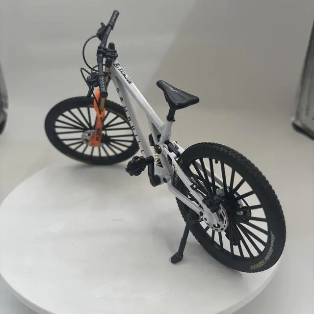 Alt view image 7 of 7 - Générique 1:6 Scale Diecast Alloy Mini BMX Mountain, Finger Bike, Model Toy, Table Decoration, Crafts Suitable for Bike Lovers, Kids (White-37)