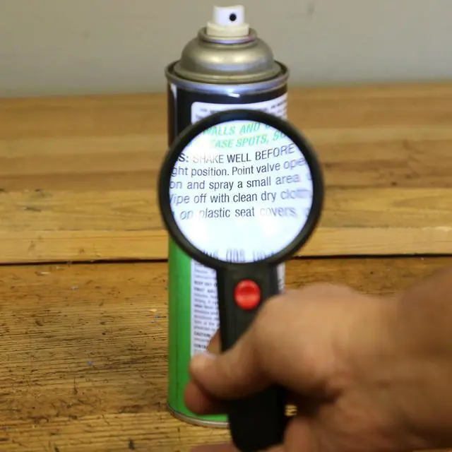 Alt view image 5 of 5 - Hyper Tough 3x LED Lighted Magnifying Glass