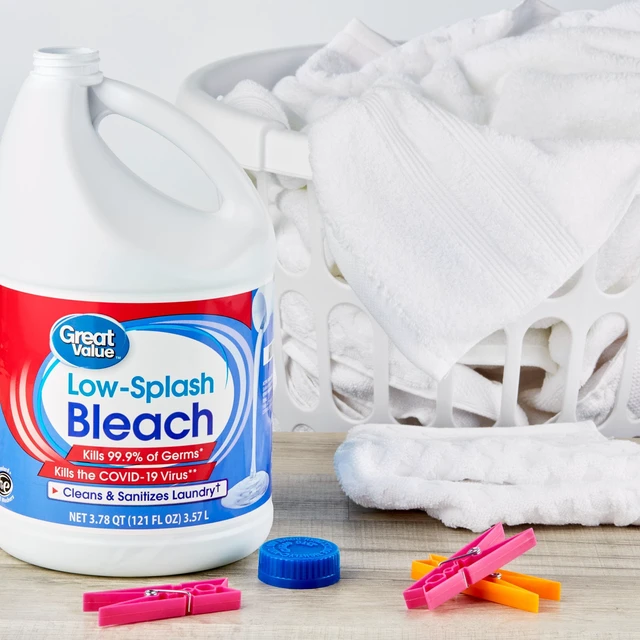 Alt view image 2 of 6 - Great Value Low Splash Concentrated Bleach, 121 fl oz