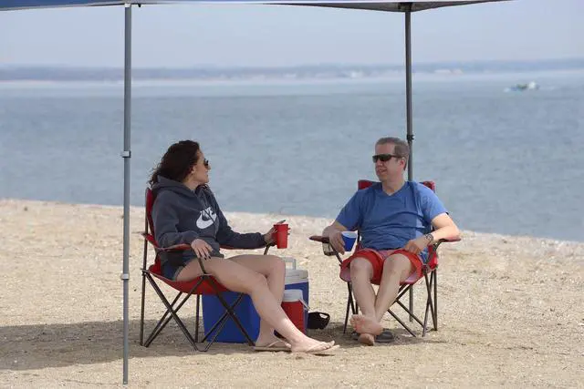 Alt view image 2 of 6 - Quik Shade Chair Portable Folding Chair with Arm Rest Cup Holder and Carrying and Storage Bag, Red (146115)