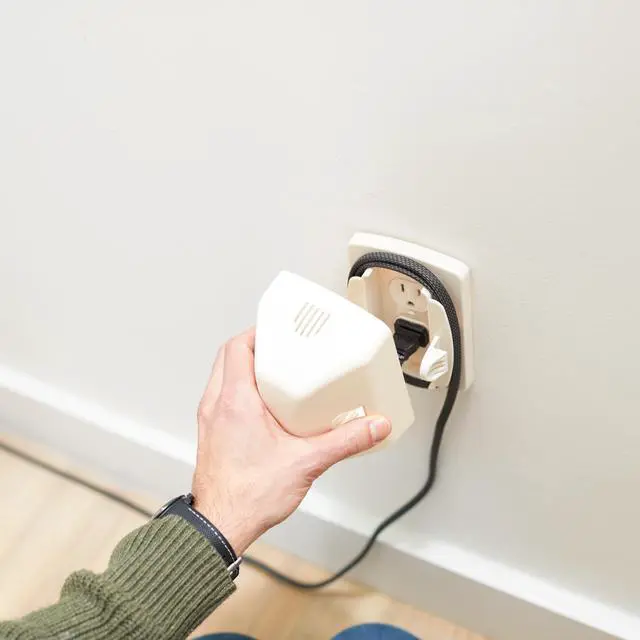 Alt view image 5 of 6 - Outlet Cover with Cord Shortener for Baby Proofing