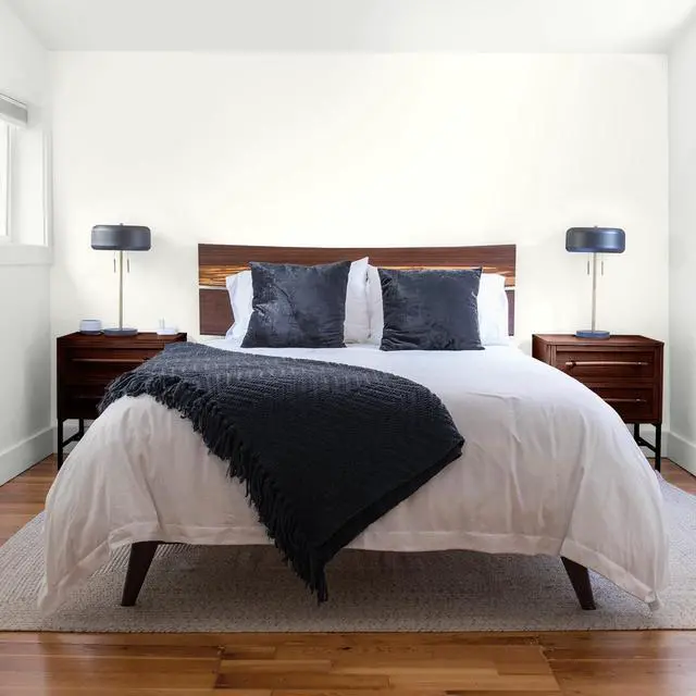Alt view image 5 of 5 - Glidden Interior Paint Color Sample Commercial White Satin, 8 oz