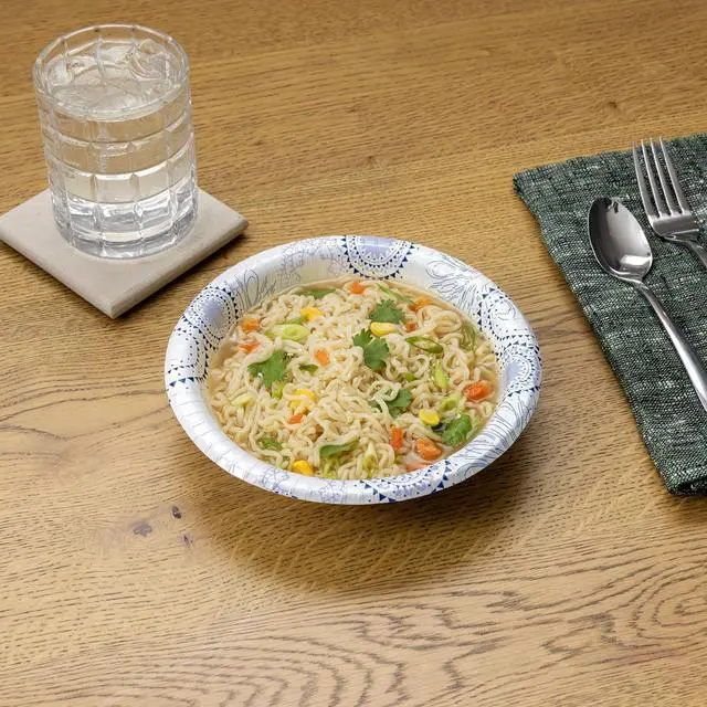 Alt view image 6 of 6 - Great Value Disposable Paper Bowls, Seasonal Design, 20 oz, 30 Count