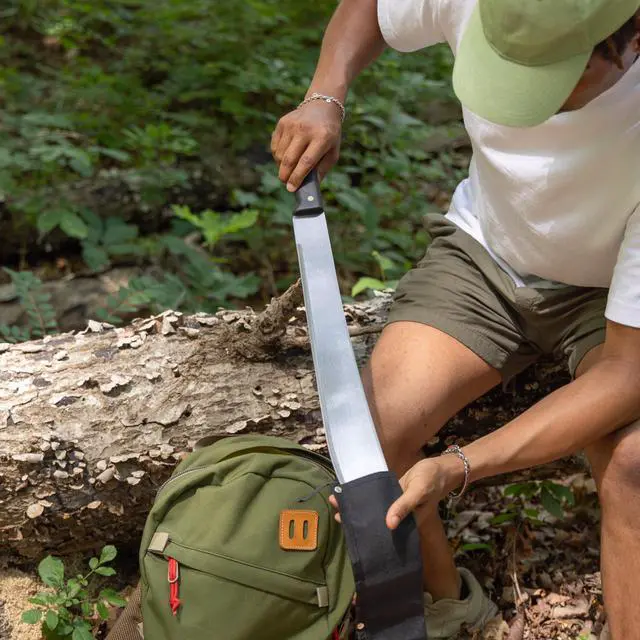 Alt view image 6 of 6 - Ozark Trail 18" Machete with Sheath