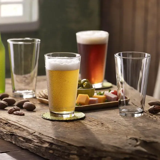 Alt view image 4 of 5 - (4 pack) Mainstays 16 oz Clear Pint Glass