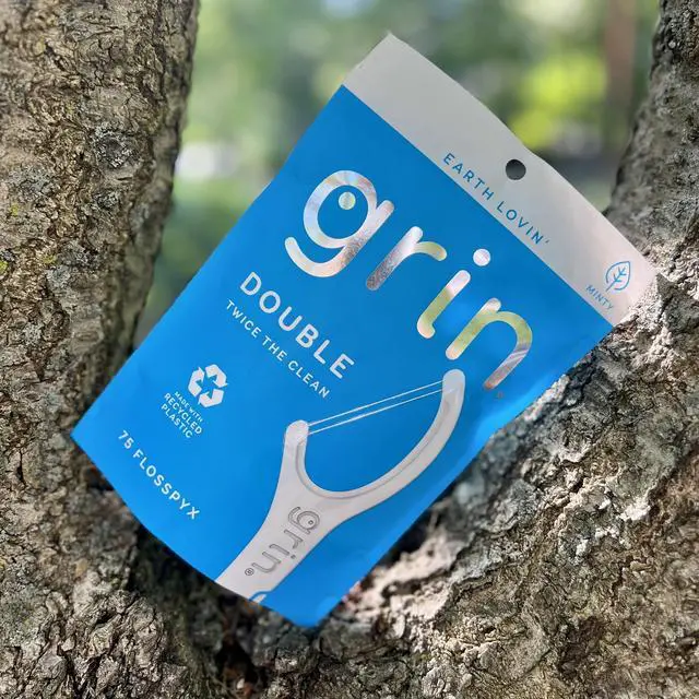 Alt view image 7 of 7 - GRIN Double Flosspyx Floss Picks, Mint Flavor, 75 Count, Recycled Plastic, 2-Line Floss