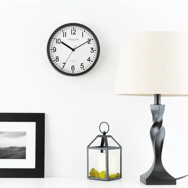 Alt view image 3 of 7 - Mainstays Basic Indoor 8.78" Black Analog Round Wall Clock