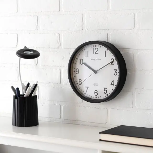 Alt view image 5 of 7 - Mainstays Basic Indoor 8.78" Black Analog Round Wall Clock